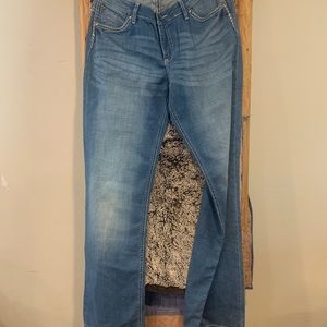 Woman’s Wrangler Shiloh jeans.